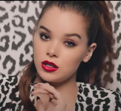 Hailee Steinfeld